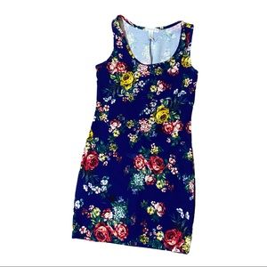 Women’s mini dress in bundle